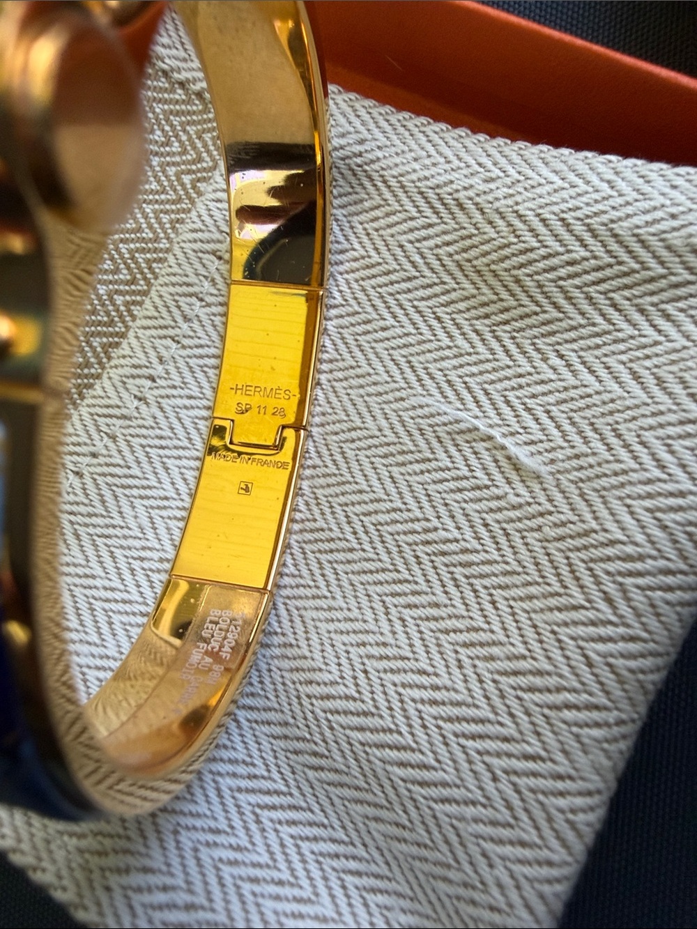 HERMES Bracelet Gold-Tone Hinged Bangle with Blue Enamel Inlay Like New - Picture 3 of 5
